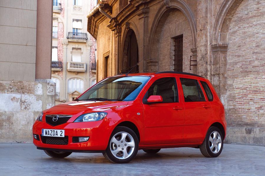  Mazda2 2002 года  (фото 30 из 113)